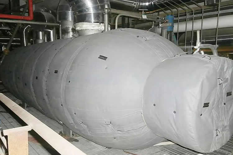 再沸器保溫,再沸器<a href=http://www.rgdvyf.cn/e/tags/?tagname=%E4%BF%9D%E6%B8%A9%E5%A5%97 target=_blank class=infotextkey>保溫套</a>,<a href=http://www.rgdvyf.cn/e/tags/?tagname=%E6%8D%A2%E7%83%AD%E5%99%A8%E4%BF%9D%E6%B8%A9 target=_blank class=infotextkey>換熱器保溫</a>